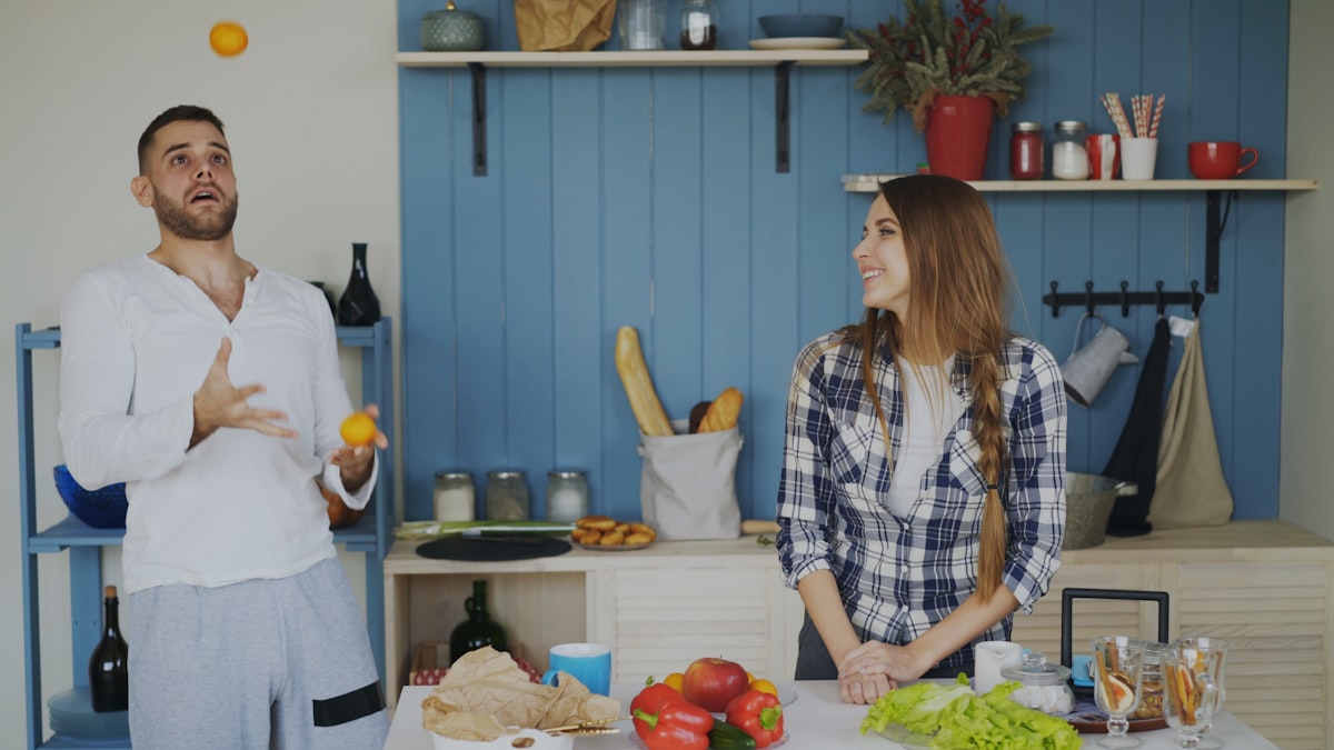 Nutritionist-guided healthy cooking class in session